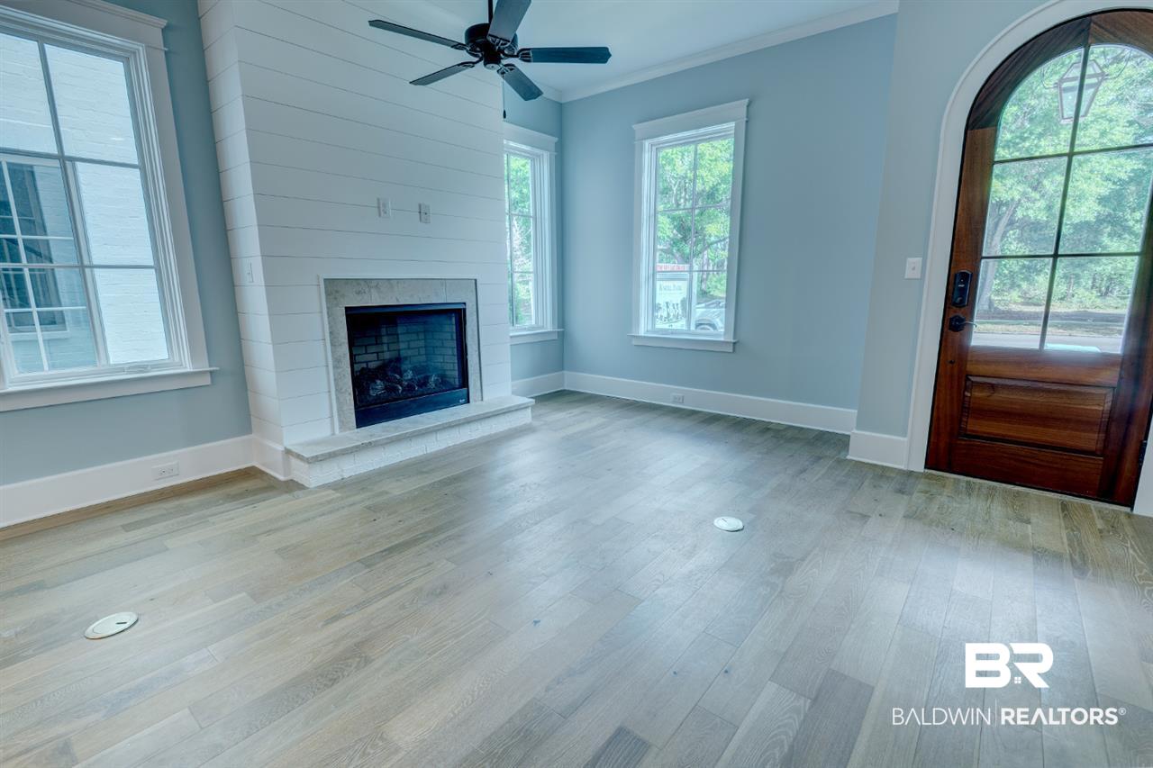 72 Fairhope Avenue, Unit 6 Fairhope, AL 36532 - Photo 11 of 44