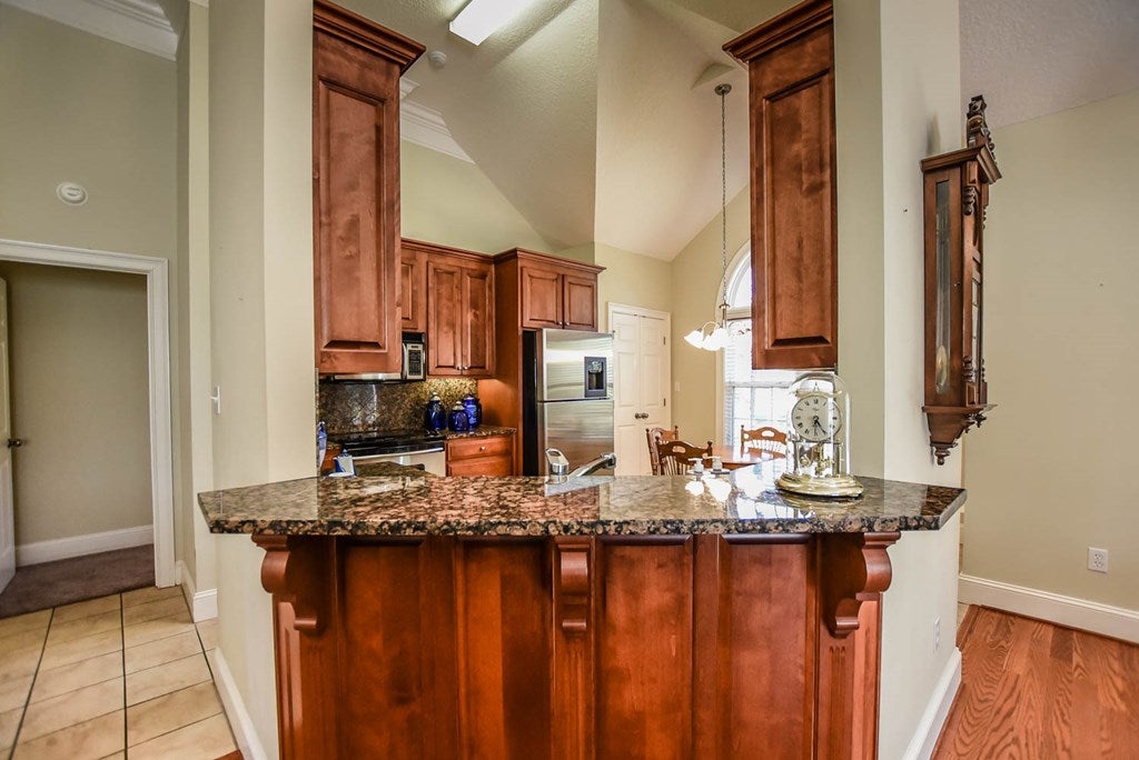 4443 Plantation Crest Road Valdosta, GA 31602 - Photo 7 of 41 Gallery Image 7
