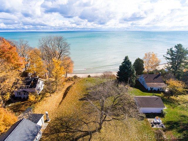 2381 Lakeshore Road Applegate, MI 48401 - Photo 43 of 49 31363950-42.JPG