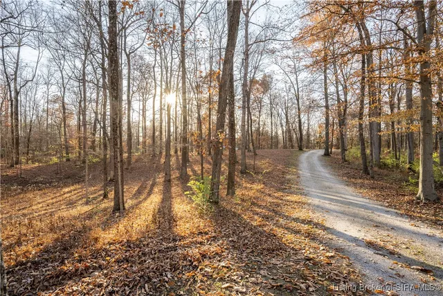 $310,000 | 9370 Oak Park Road, New Salisbury, IN 47161