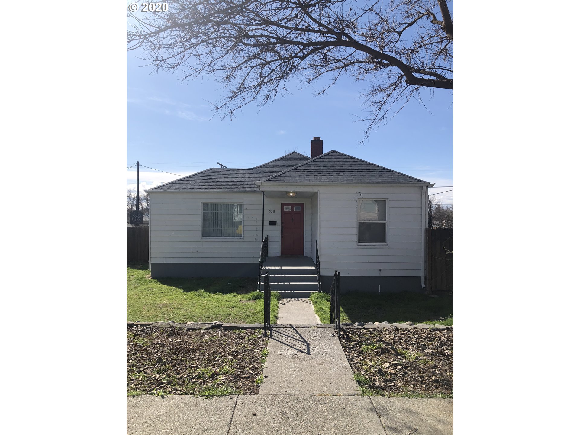 568 East Ridgeway Avenue Hermiston, OR 97838 - Photo 1 of 7 Gallery Image 1