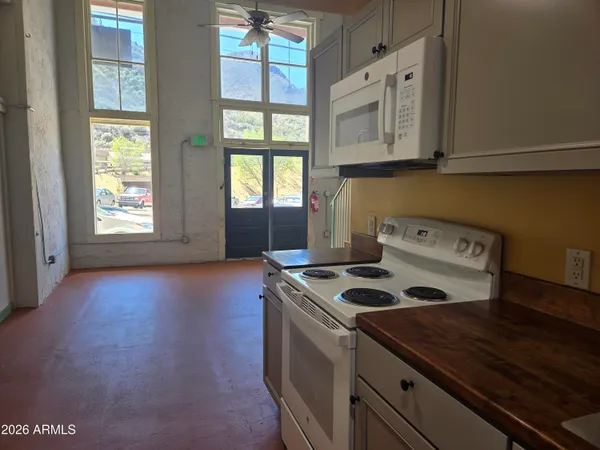 $685,000 | 120 Naco Road, Bisbee, AZ 85603