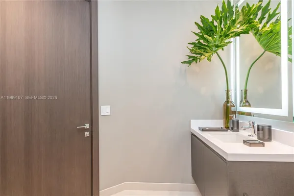 $25,000 | 851 Northeast 1st Avenue, Unit PH4611, Miami, FL 33132