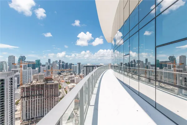 $25,000 | 851 Northeast 1st Avenue, Unit PH4611, Miami, FL 33132