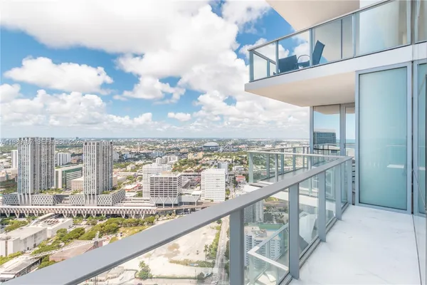 $25,000 | 851 Northeast 1st Avenue, Unit PH4611, Miami, FL 33132