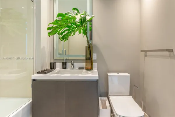 $25,000 | 851 Northeast 1st Avenue, Unit PH4611, Miami, FL 33132