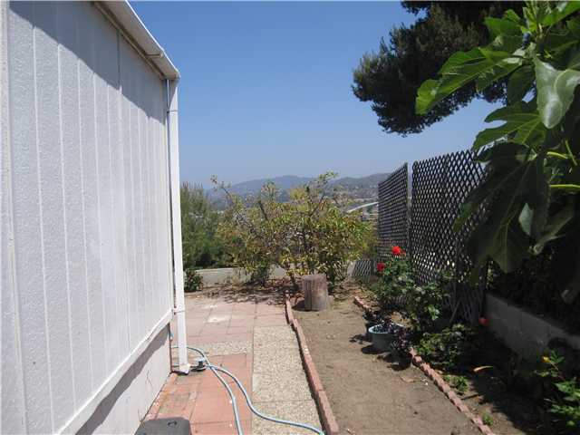150 South Rancho Santa Fe Road, Unit 99 San Marcos, CA 92078 - Photo 12 of 18 Side of the house