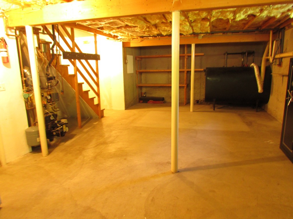 200 A Freeman Road Charlton, MA 01507 - Photo 17 of 24