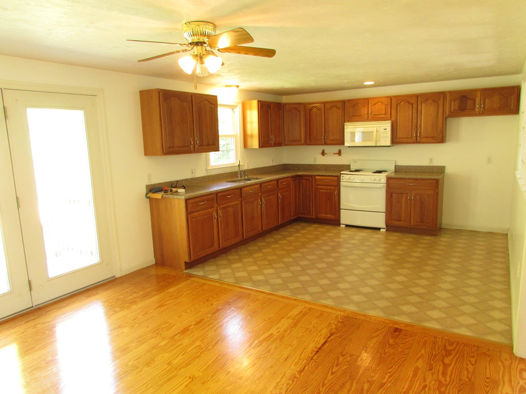 200 A Freeman Road Charlton, MA 01507 - Photo 6 of 24