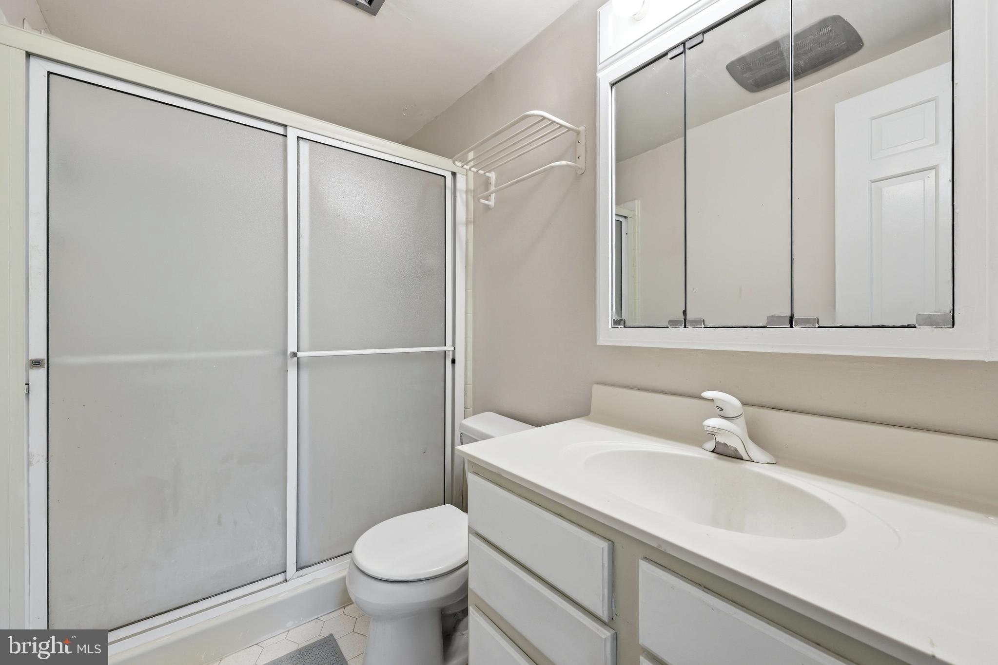 207 Haddonfield Cmns, Unit 207 Haddonfield, NJ 08033 - Photo 22 of 30