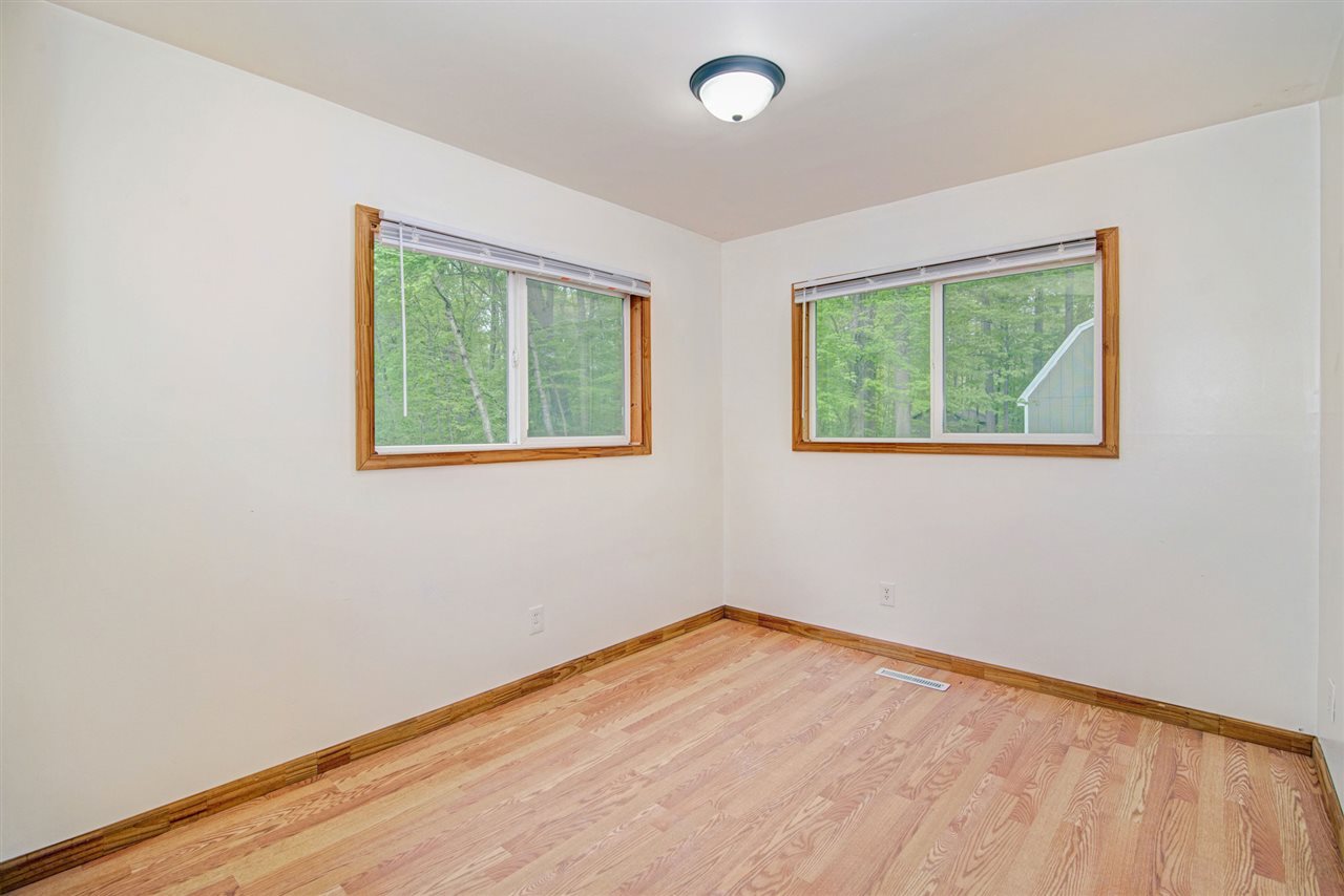 11507 Willard Road Montrose, MI 48457 - Photo 19 of 21 31381294-18.JPG