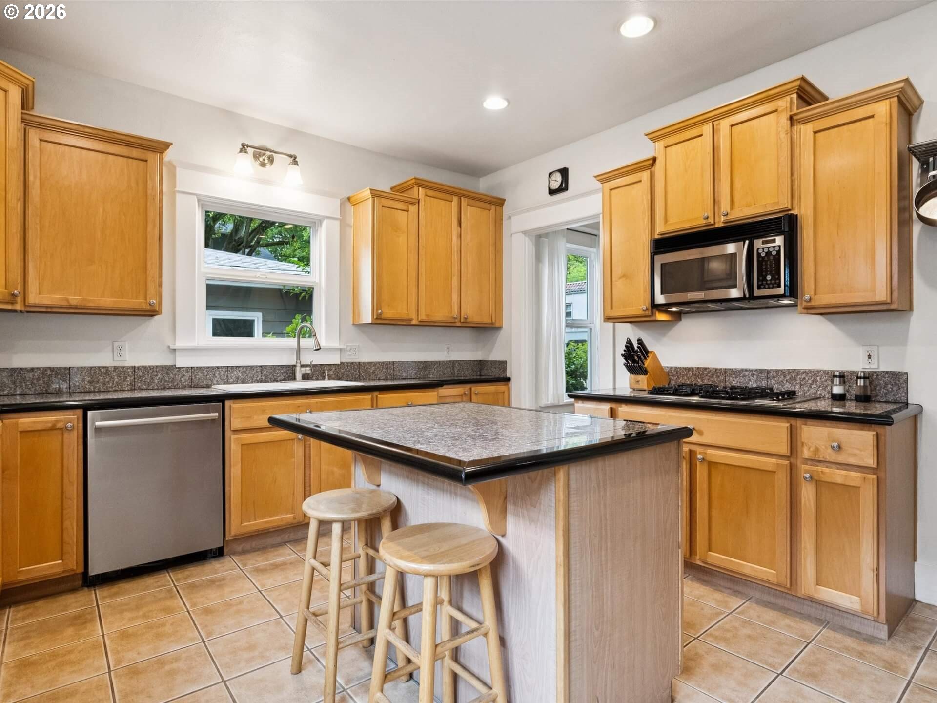 1130 Northeast Brazee Street Portland, OR 97212 - Photo 10 of 42