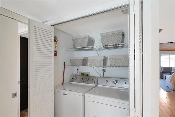 $8,000 | 1315 Siesta Bayside Drive, Unit 1315B, Sarasota, FL 34242