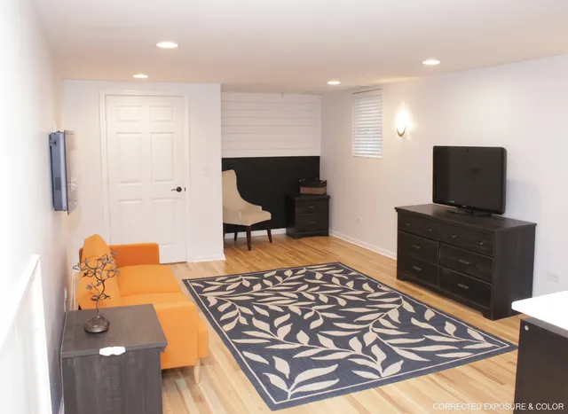 $499,000 | 305 Maple Street, Glen Ellyn, IL 60137