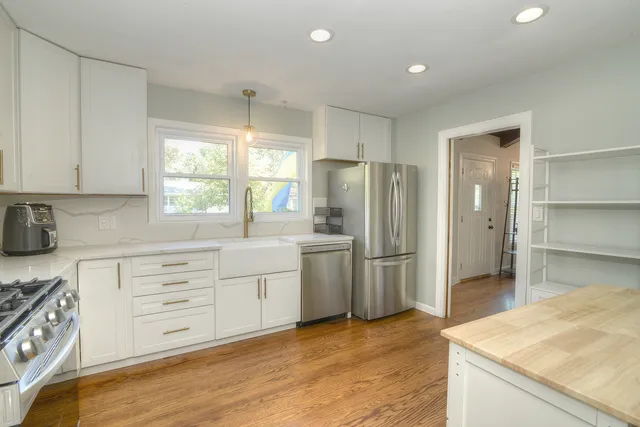 $510,000 | 305 Maple Street, Glen Ellyn, IL 60137