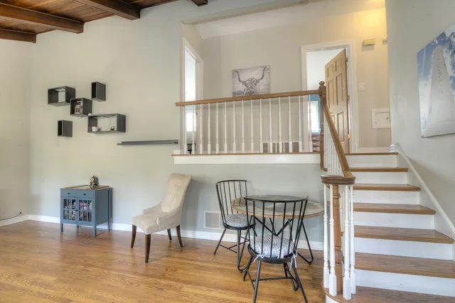 $510,000 | 305 Maple Street, Glen Ellyn, IL 60137