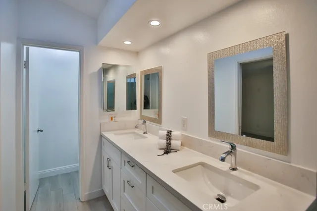 $1,299,000 | 9422 Krepp Drive, Huntington Beach, CA 92646