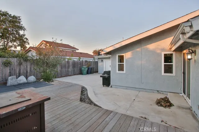 $1,299,000 | 9422 Krepp Drive, Huntington Beach, CA 92646