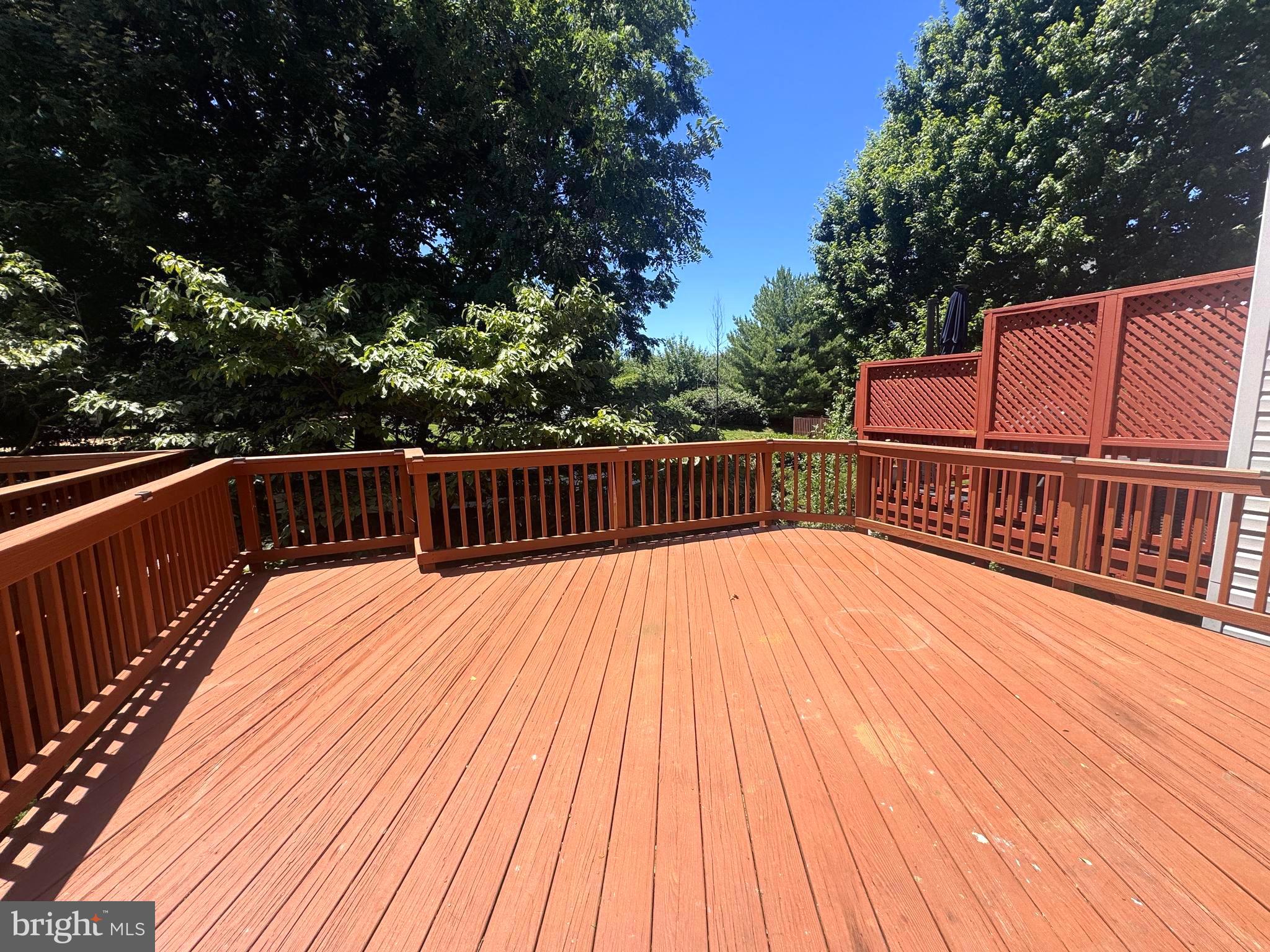 15110 Deer Valley Terrace Silver Spring, MD 20906 - Photo 30 of 32 Huge deck