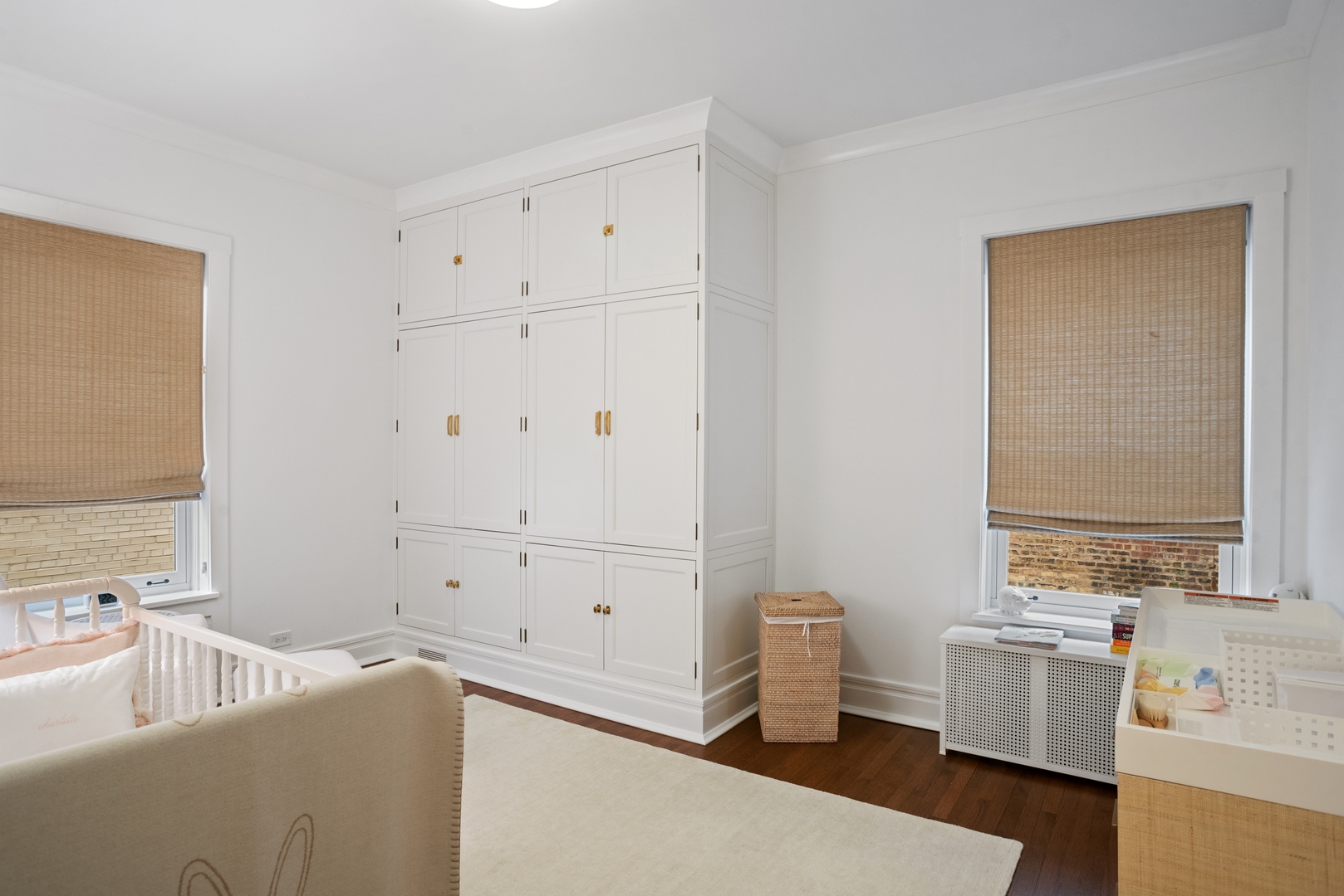 322 West Belden Avenue, Unit 1W Chicago, IL 60614 - Photo 19 of 24 a bathroom with a sink and a window