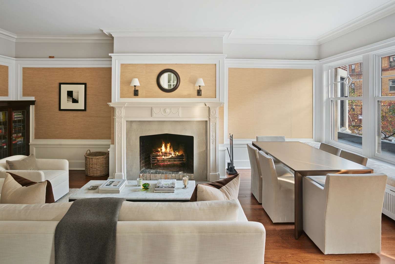 322 West Belden Avenue, Unit 1W Chicago, IL 60614 - Photo 4 of 24 a living room with furniture and a fireplace