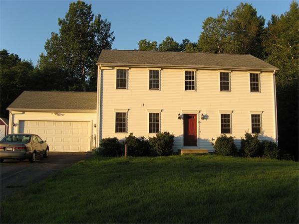 360 Barr Road New Braintree, MA 01531 - Photo 2 of 13 Gallery Image 2