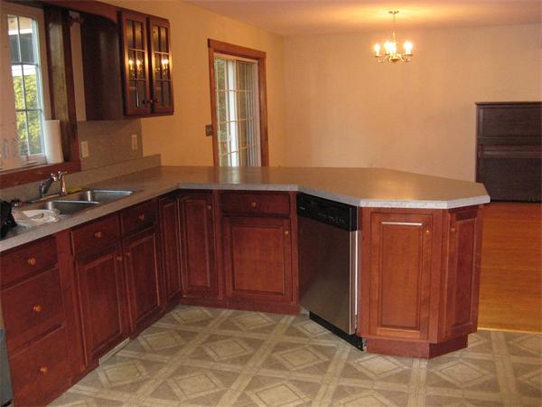 360 Barr Road New Braintree, MA 01531 - Photo 8 of 13 Gallery Image 8