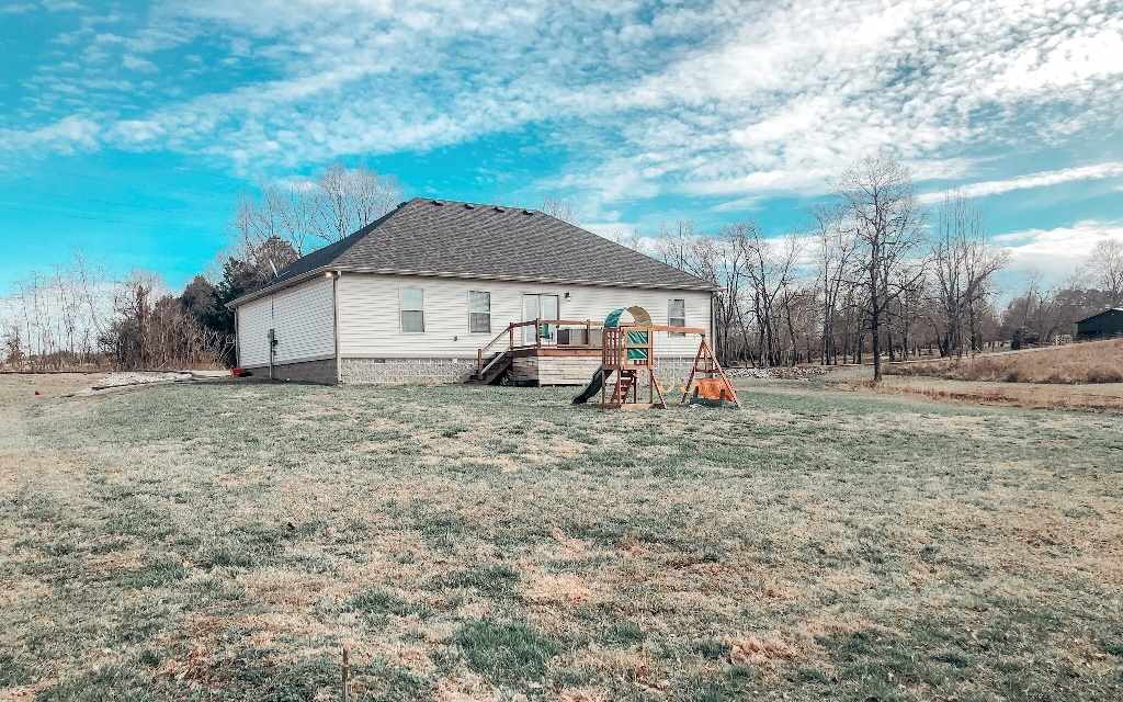 1704 Noah Bledsoe Road Smiths Grove, KY 42171 - Photo 5 of 13 Gallery Image 5