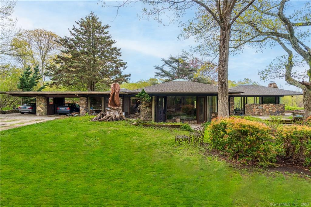 8 Carrington Road, Bethany, CT 06524 Compass