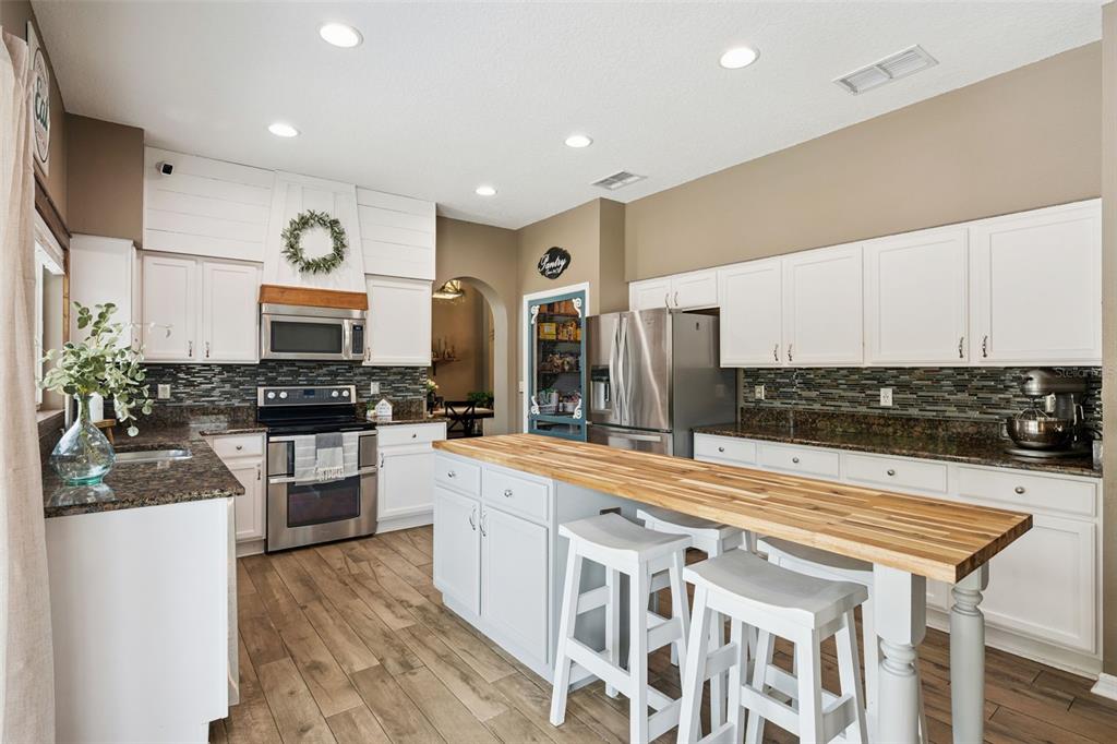 4602 Jetty Street Orlando, FL 32817 - Photo 7 of 32