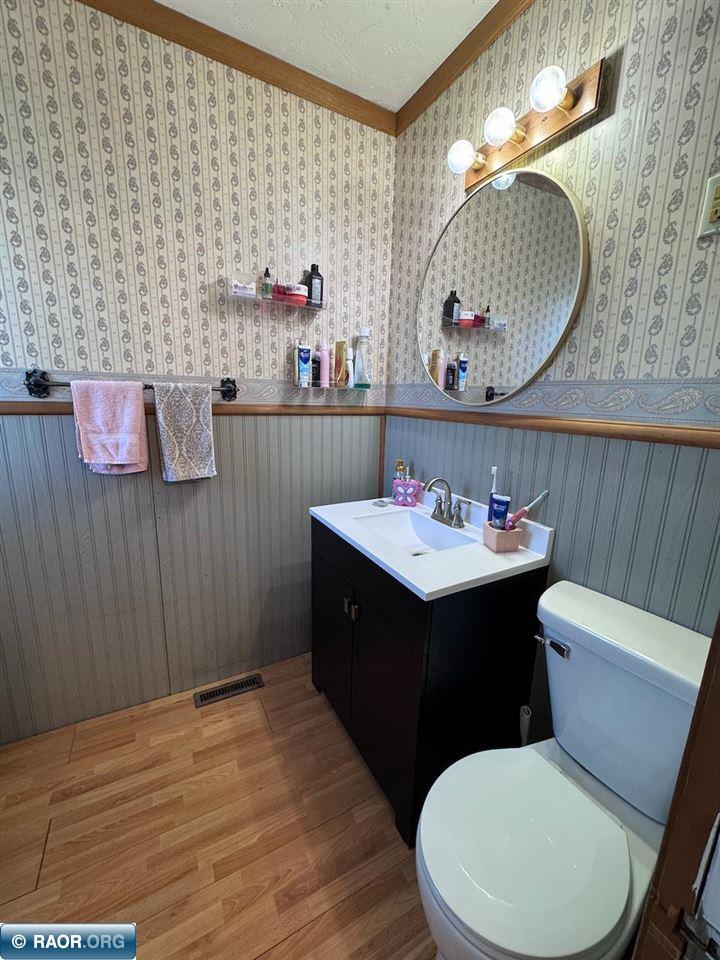 212 10th Street South Virginia, MN 55792 - Photo 14 of 29