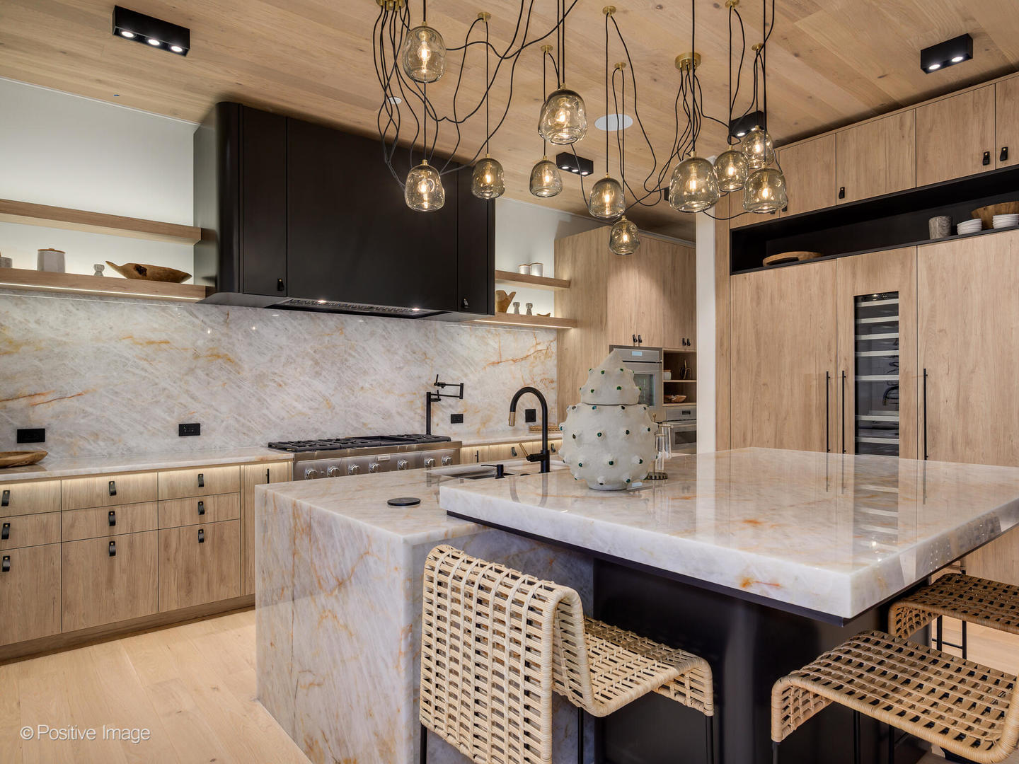 1180 Oak Ridge Drive Glencoe, IL 60022 - Photo 13 of 48