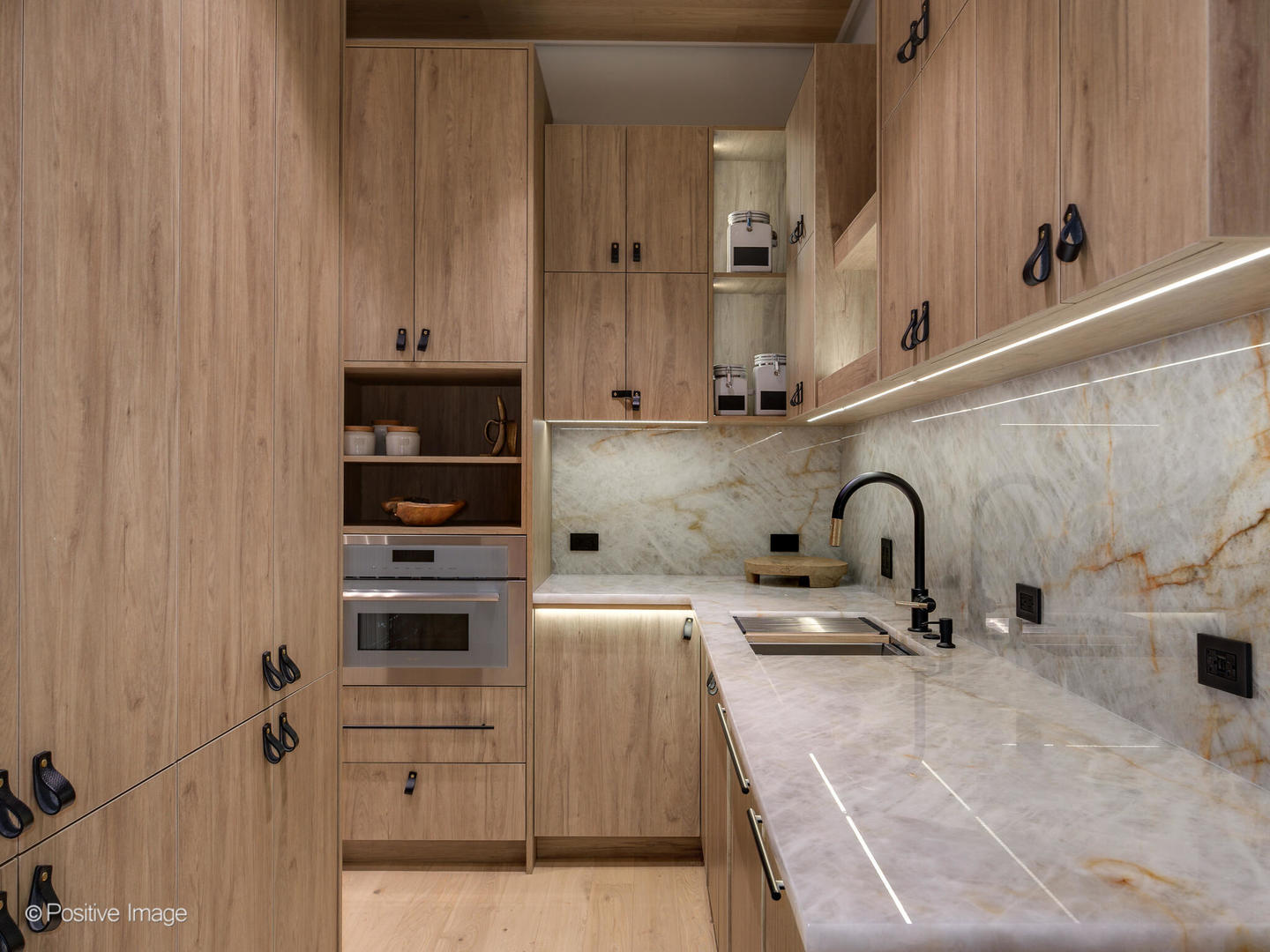 1180 Oak Ridge Drive Glencoe, IL 60022 - Photo 20 of 48