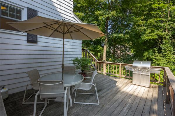 28 East Boulevard Road Newton, MA 02459 - Photo 3 of 23 Gallery Image 3