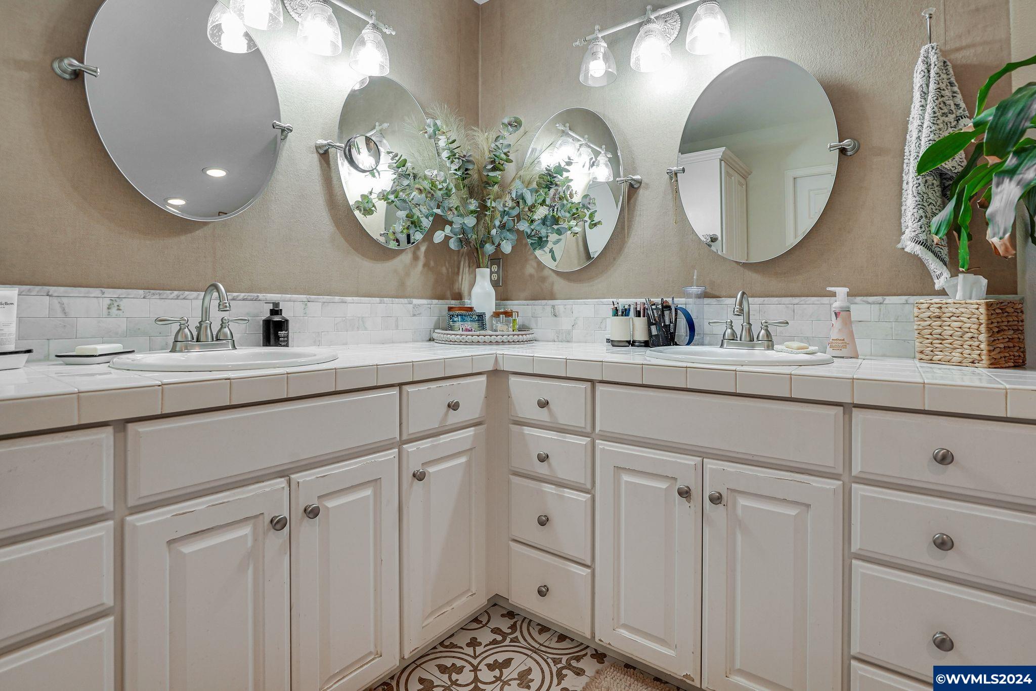 5920 Rhinestone Court Southeast Salem, OR 97306 - Photo 30 of 42