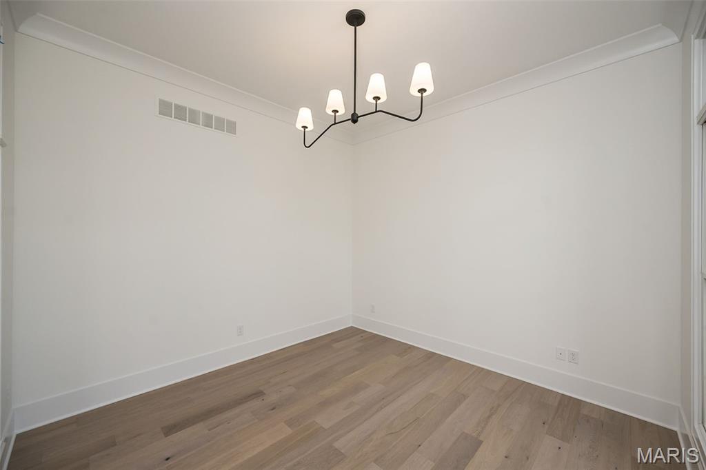 718 Silver Buck Lane Chesterfield, MO 63005 - Photo 11 of 80