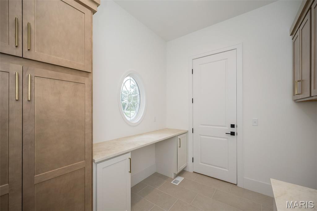 718 Silver Buck Lane Chesterfield, MO 63005 - Photo 35 of 80