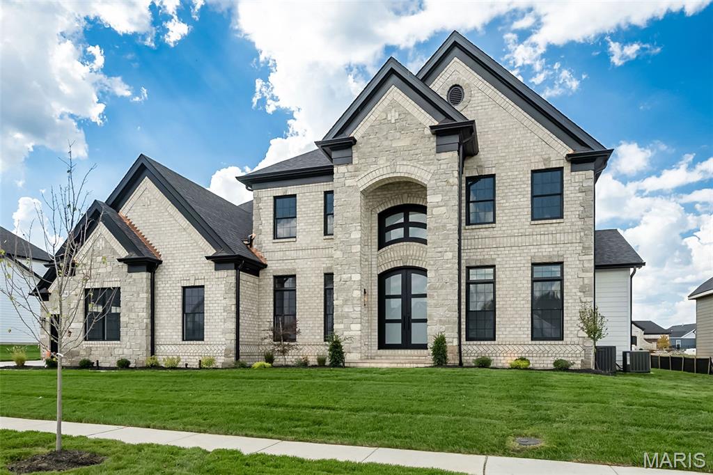 718 Silver Buck Lane Chesterfield, MO 63005 - Photo 4 of 80