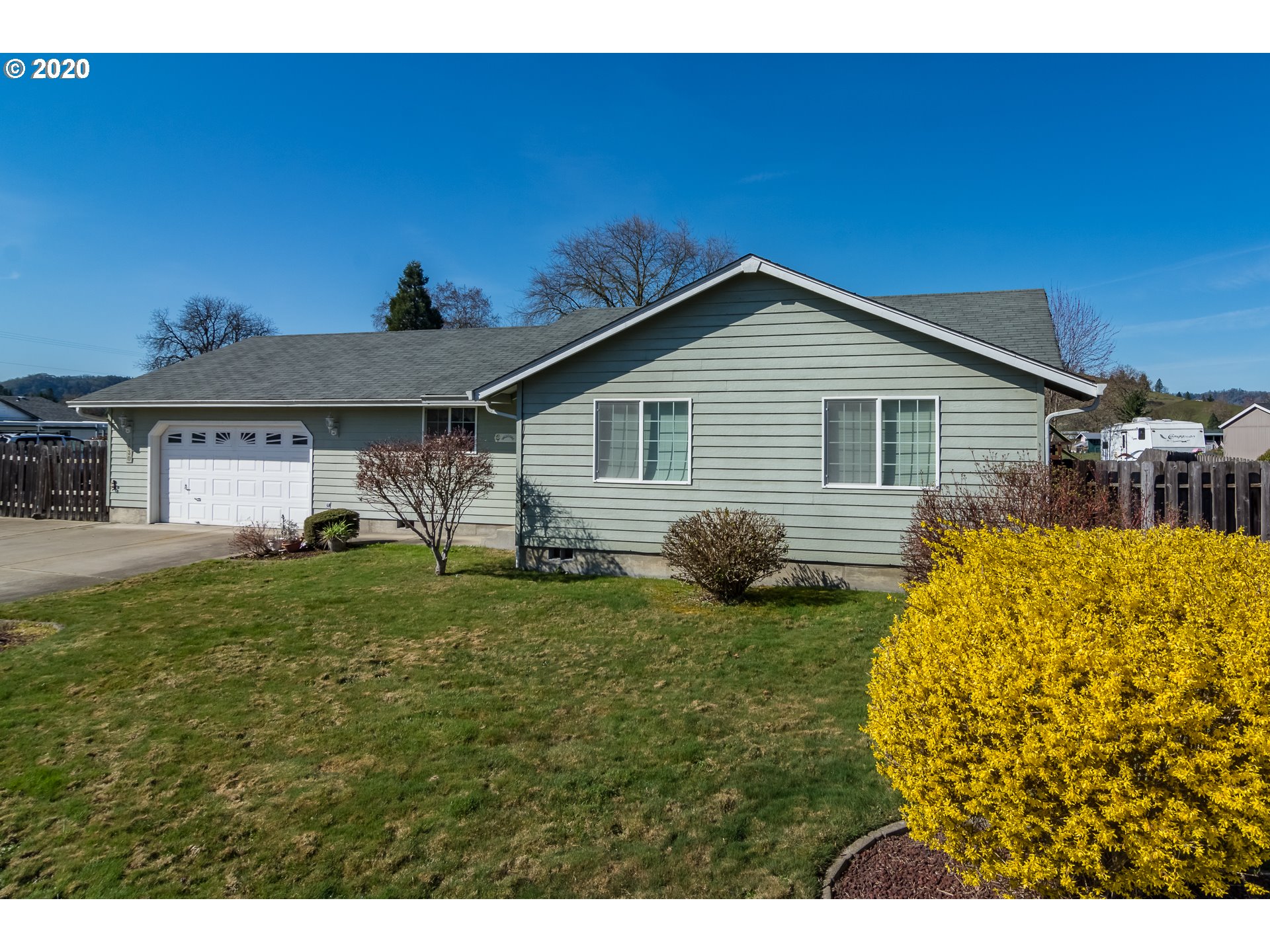 1630 Rolling Hills Road Roseburg, OR 97471 - Photo 1 of 32 Gallery Image 1