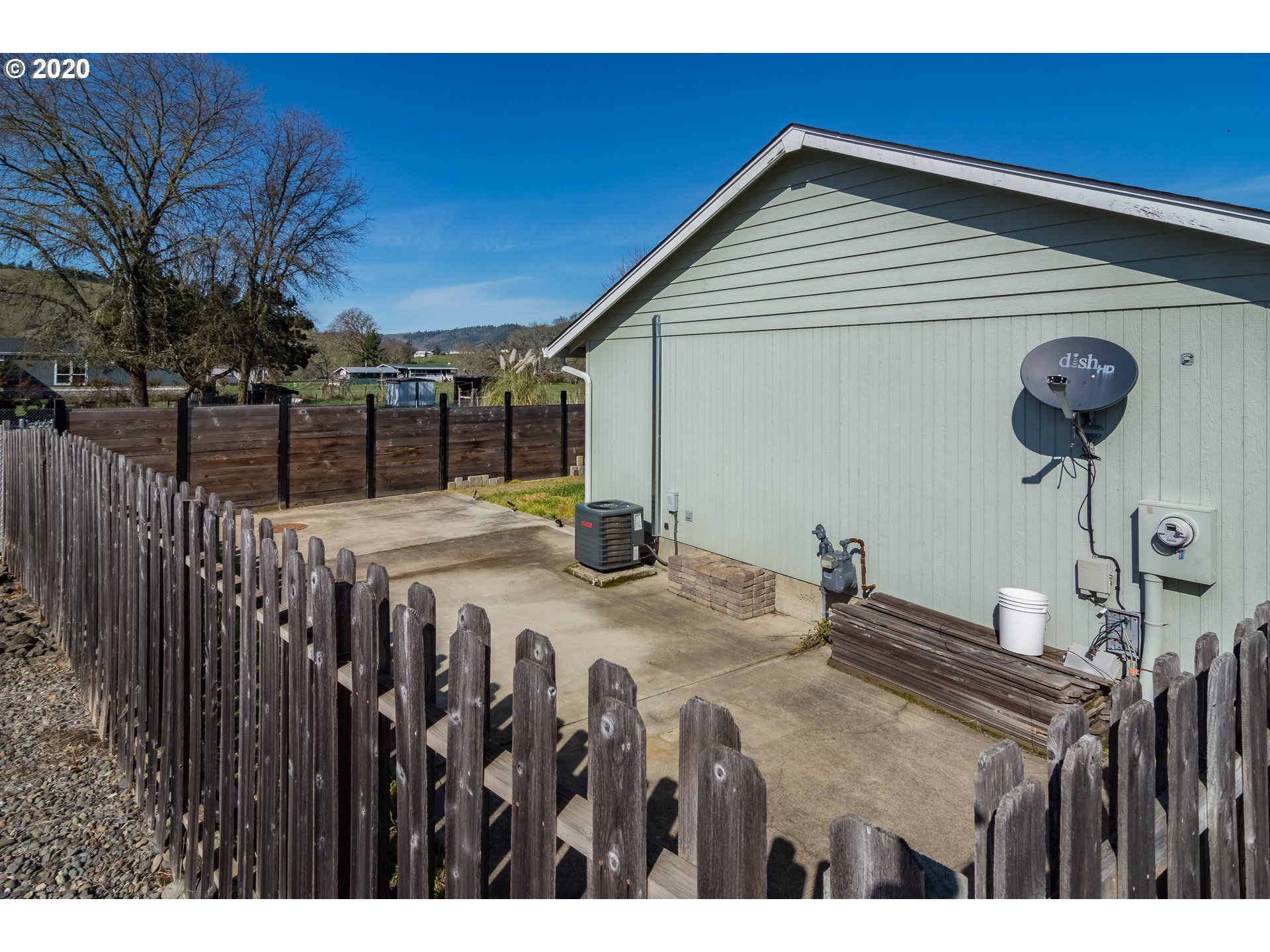 1630 Rolling Hills Road Roseburg, OR 97471 - Photo 30 of 32 Gallery Image 30