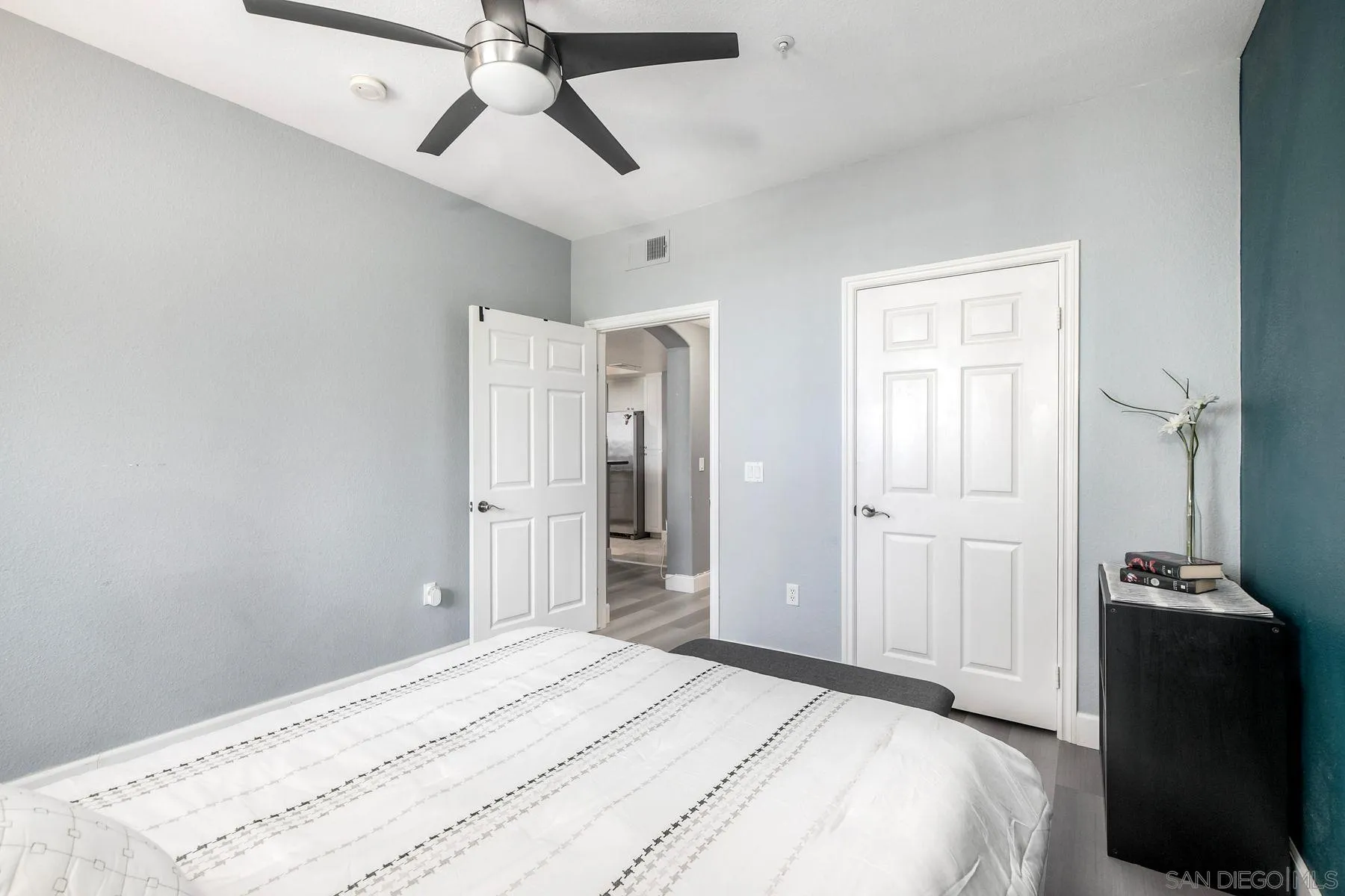 9253 Regents Road, Unit A305 La Jolla, CA 92037 - Photo 18 of 32