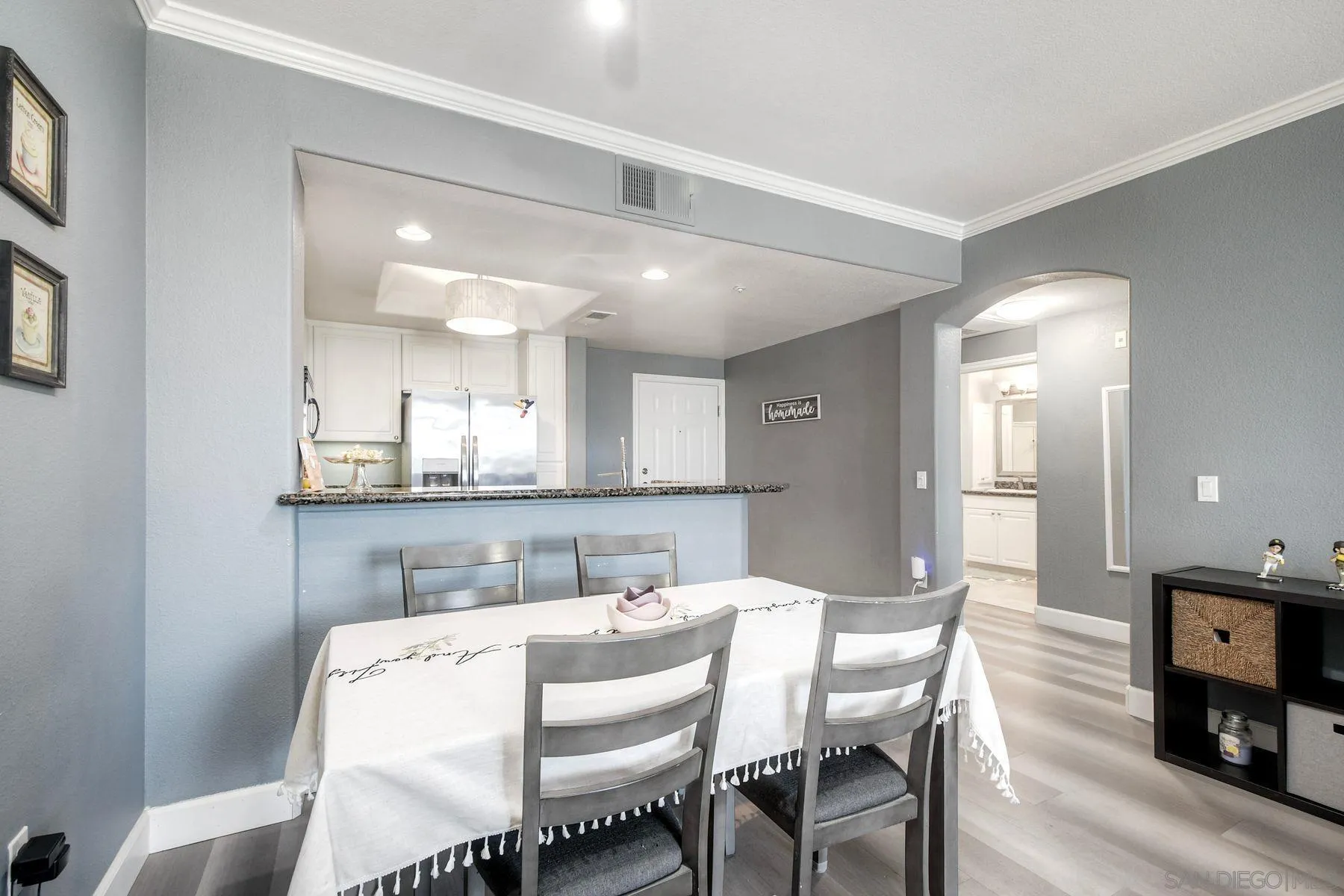 9253 Regents Road, Unit A305 La Jolla, CA 92037 - Photo 8 of 32
