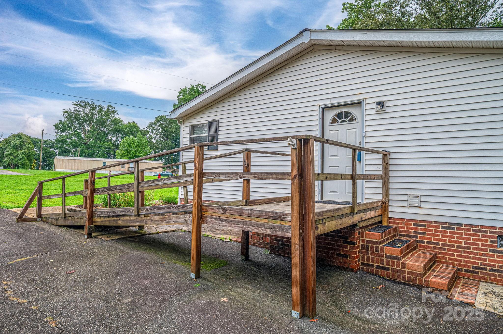 703 Lowland Dairy Road Mount Holly, NC 28120 - Photo 3 of 32