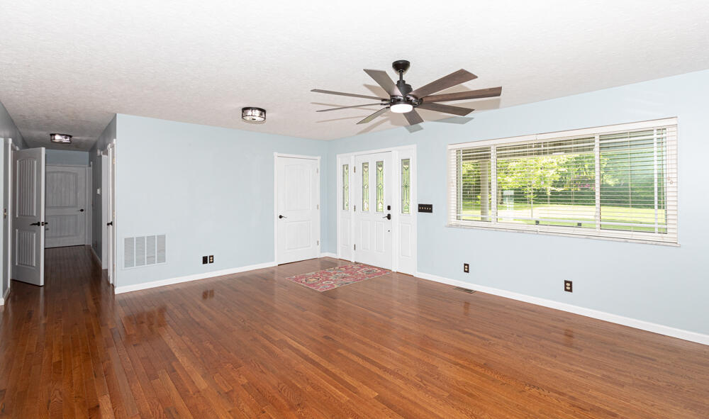 337 Collins Road Paris, KY 40361 - Photo 23 of 96 1F9A4217