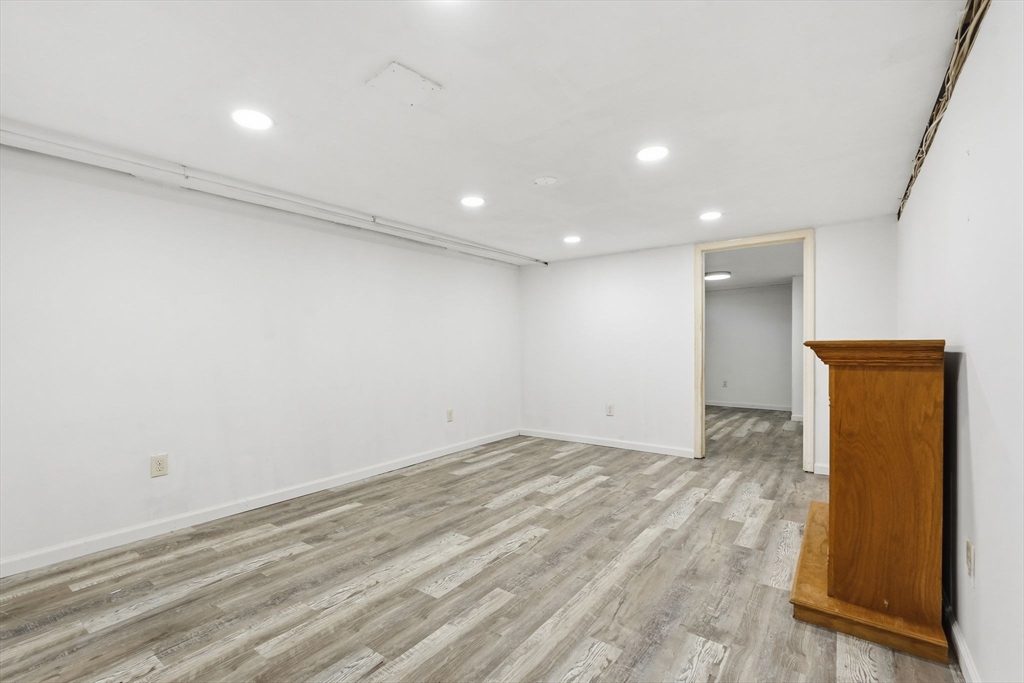 158 Devens Street Springfield, MA 01151 - Photo 14 of 20 Gallery Image 14