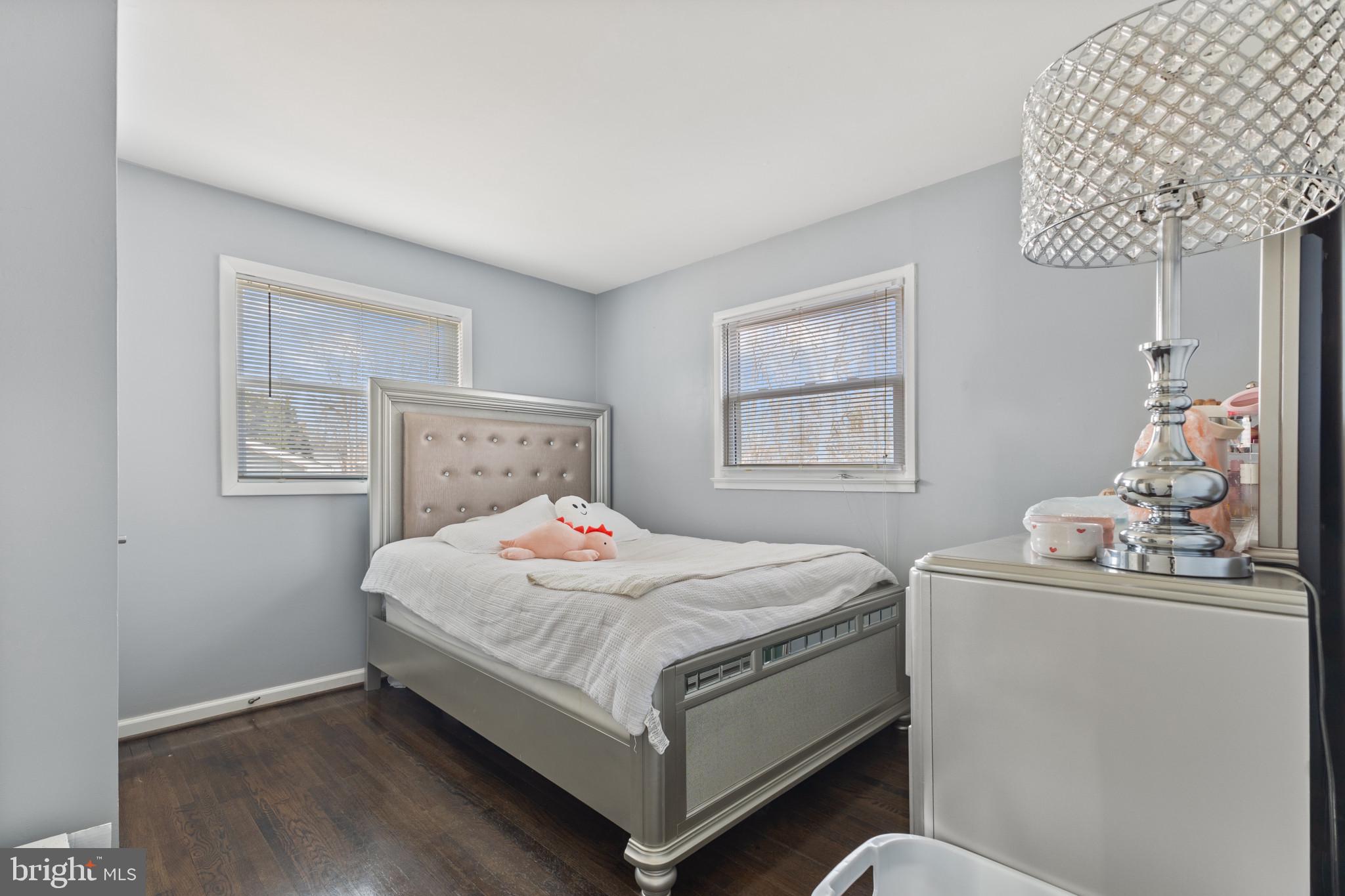 14509 Fullerton Road Woodbridge, VA 22193 - Photo 6 of 32 main level bedroom