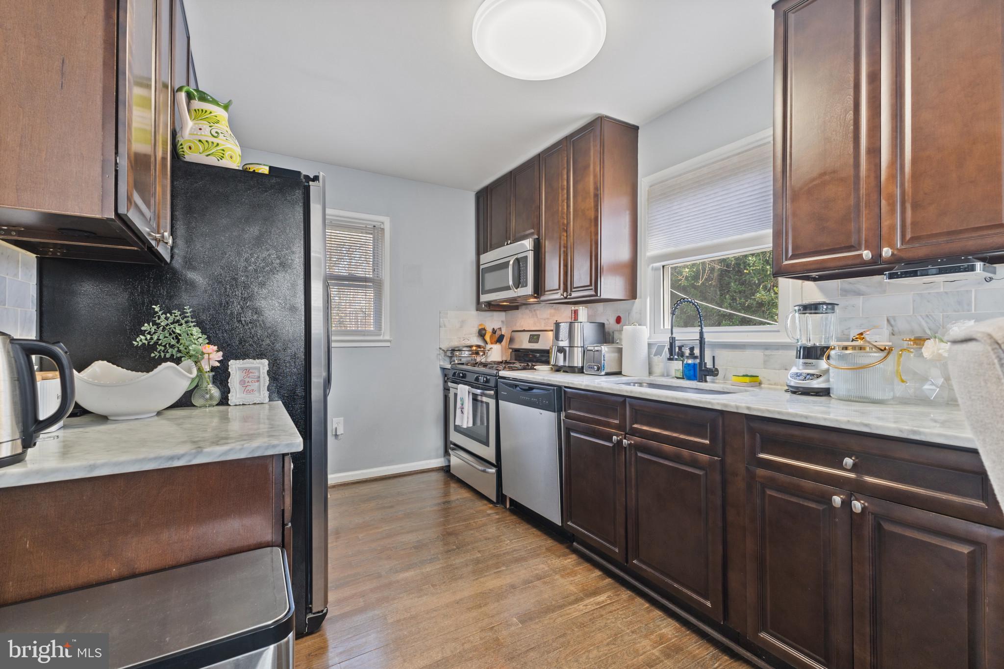 14509 Fullerton Road Woodbridge, VA 22193 - Photo 9 of 32 updated kitchen