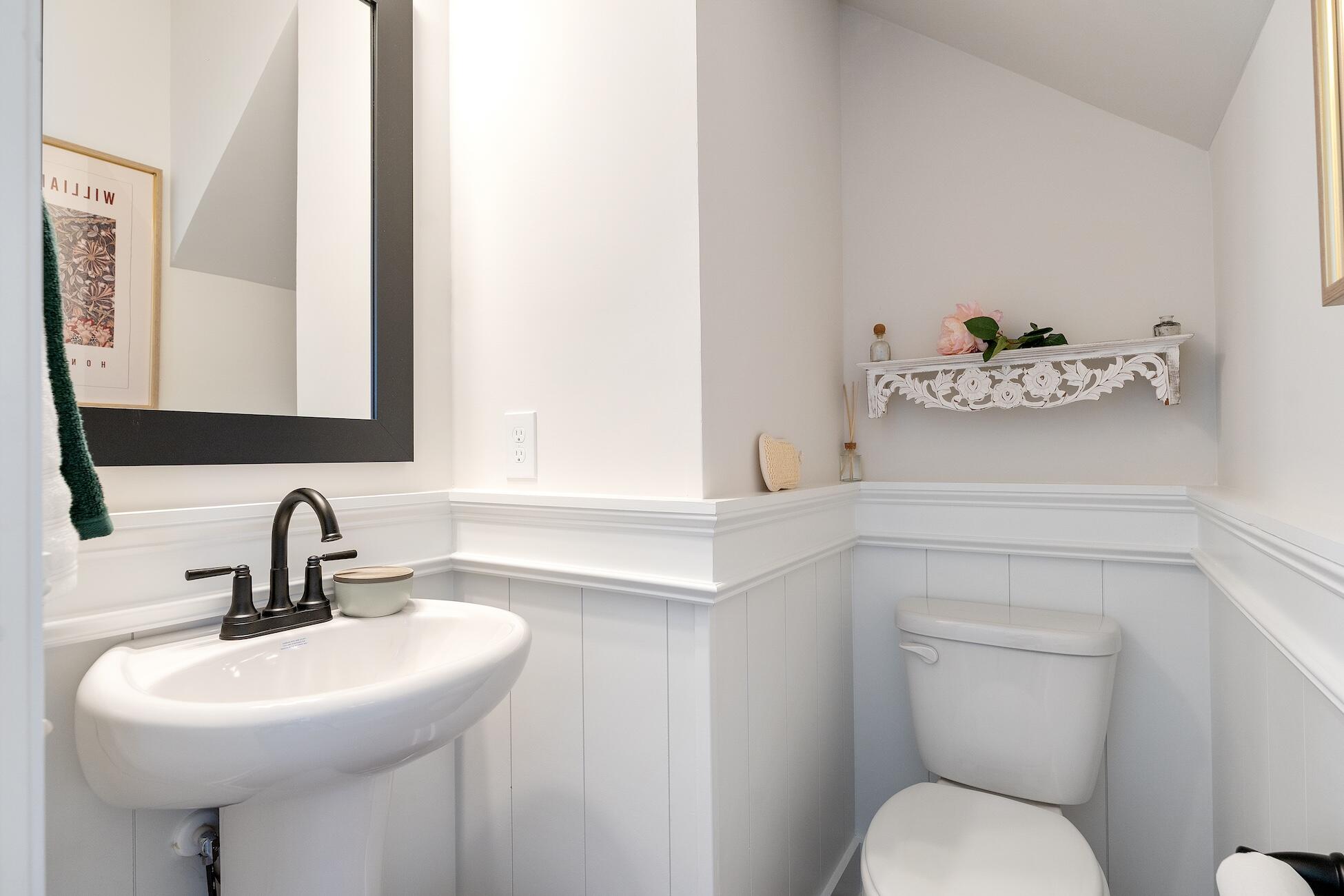 81 Crosswick Street Summerville, SC 29483 - Photo 17 of 51 Powder Room - Lacey - Landmark Commons