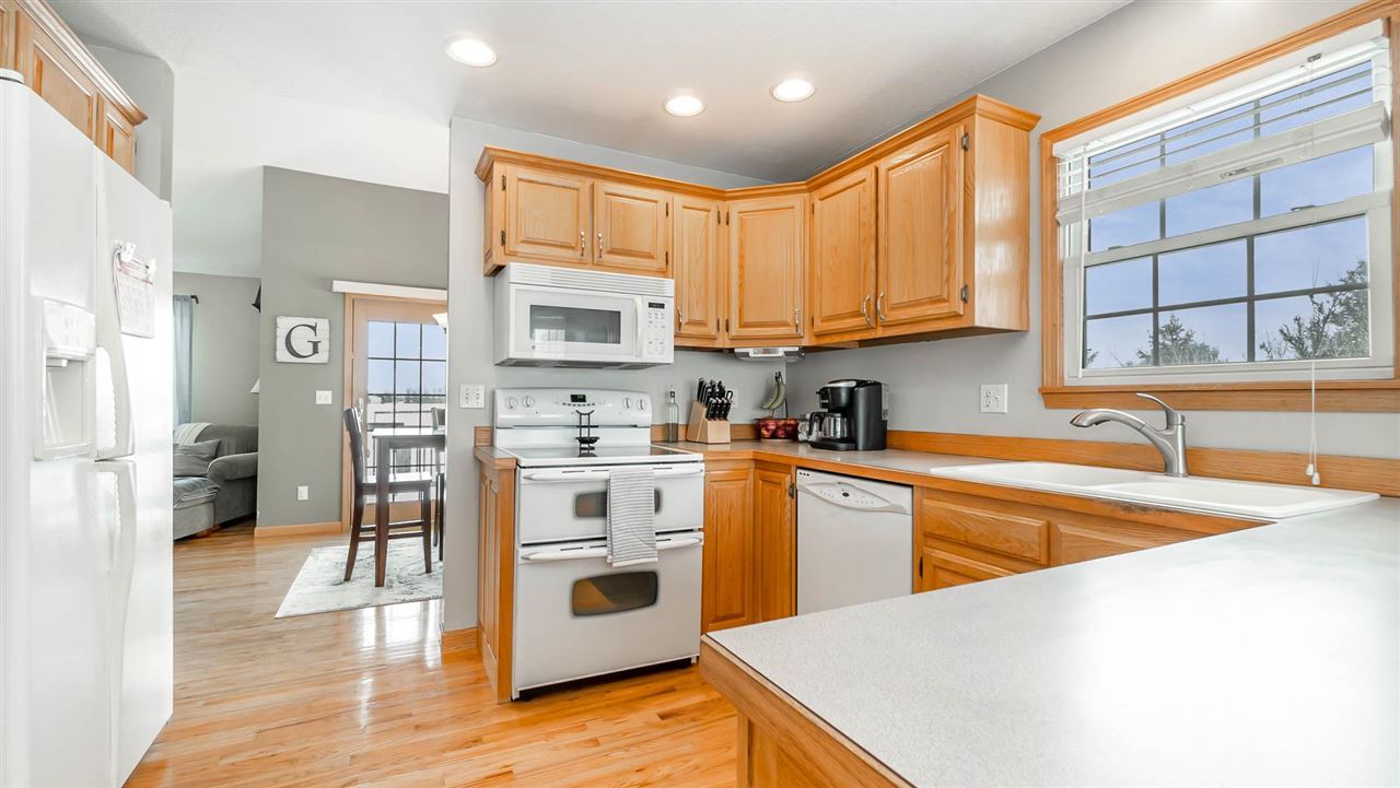 1330 Wetters Road Kawkawlin, MI 48631 - Photo 7 of 39