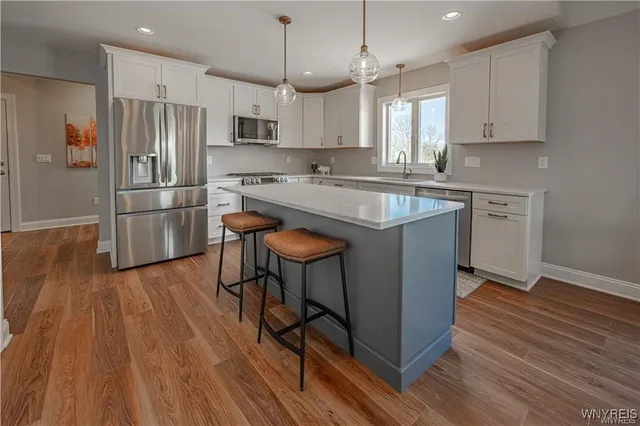 $449,900 | 7109 Lincoln Avenue Extension, Lockport Town, NY 14094